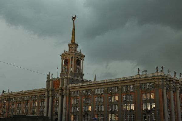 Обрушившийся на Москву ураган может дойти до Среднего Урала