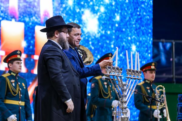 Главный раввин России поблагодарил свердловского губернатора за поддержку еврейской общины