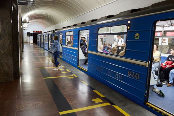 В Екатеринбурге поезда метро отправят на капитальный ремонт