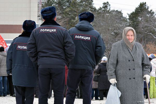 В Нижнем Тагиле пенсионерка попыталась поджечь военкомат