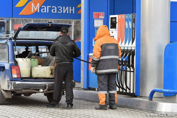 Во всех регионах УрФО создали оперштабы для контроля ситуации с бензином