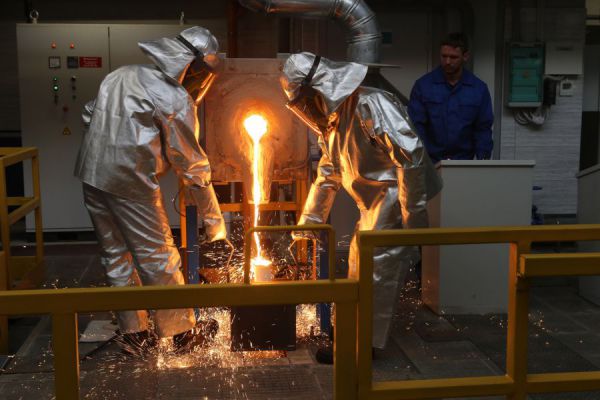 Ценный труд. Средняя зарплата в промышленности Среднего Урала превысила 100 тысяч рублей