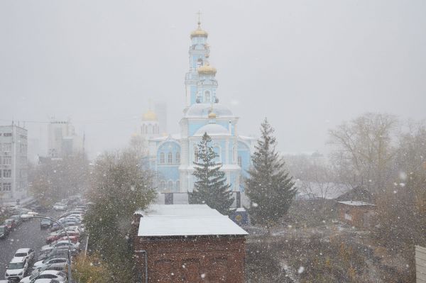 В Екатеринбурге снежный покров за ночь вырос до 4 сантиметров