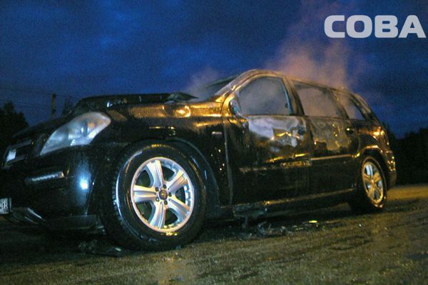 В Екатеринбурге сгорел Mercedes за 5 миллионов