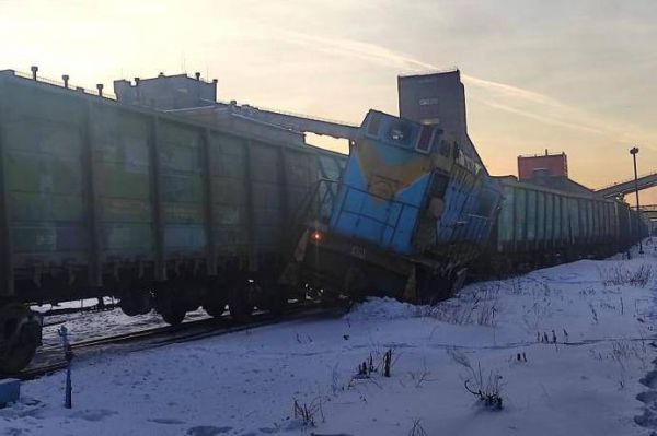 Под Нижним Тагилом столкнулись поезда