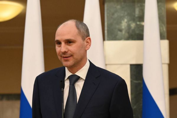 Губернатор Денис Паслер поздравил свердловчан с наступающим Новым годом