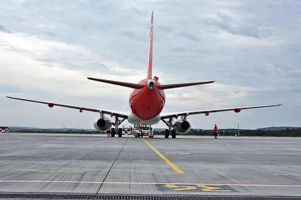 Сразу несколько рейсов авиакомпании Red Wings задерживаются в Екатеринбурге