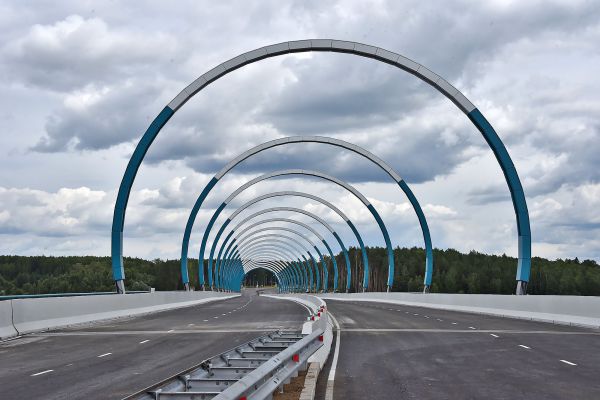 В Нижнем Тагиле вандалы изрисовали новый мост