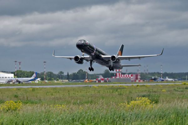 Екатеринбуржцы смогут чаще летать в Астрахань