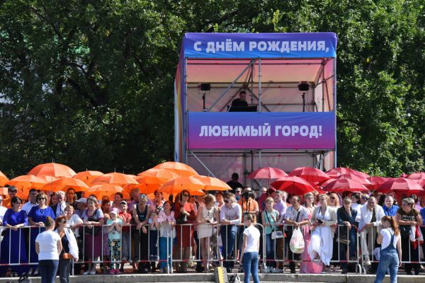 «Голоса Екатеринбурга» и оркестр мэров
