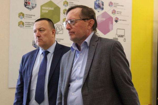 Все объекты, которые возводят по поручению губернатора на севере Свердловской области, сдадут в срок