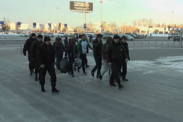 За сутки из Екатеринбурга выдворили 36 нелегалов