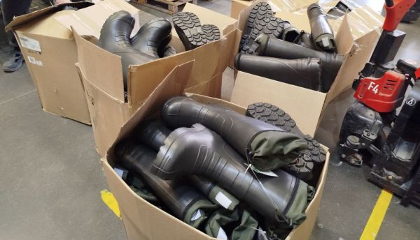 Из Свердловской области отправили помощь пострадавшему от стихии Дагестану