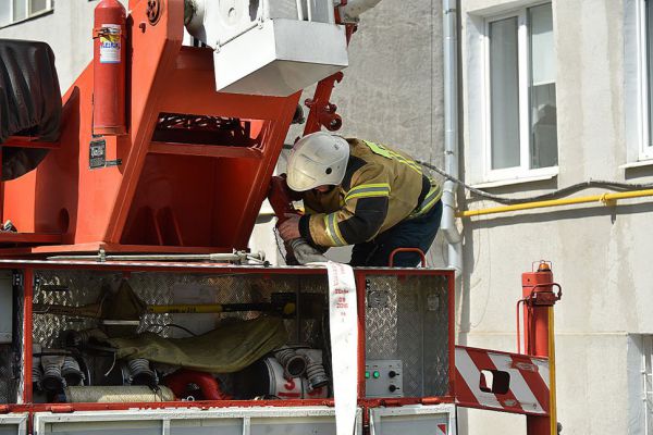 СК возбудил уголовное дело после взрыва на газовой заправке в Талице