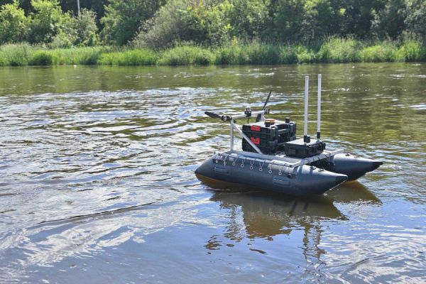 Экологи обследуют водоемы Среднего Урала с помощью воздушных и водных беспилотников
