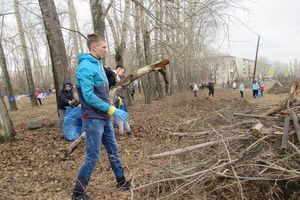 В Каменске-Уральском очистят от мусора все бесхозные территории