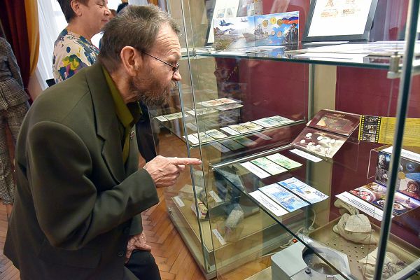 В Екатеринбурге открыта выставка денег