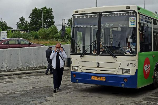 В Екатеринбурге пенсионеру выплатили компенсацию за избиение в автобусе