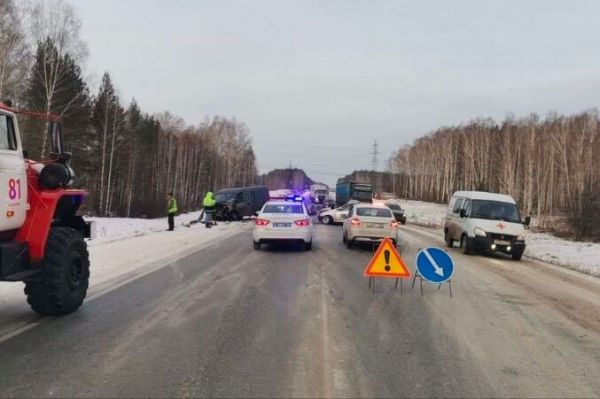 На трассе Екатеринбург-Тюмень произошло смертельное ДТП