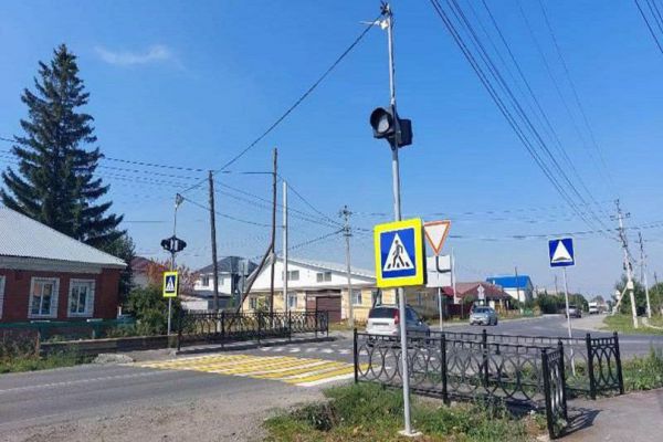 На дорогах Среднего Урала дополнительно обустроят 19 пешеходных переходов