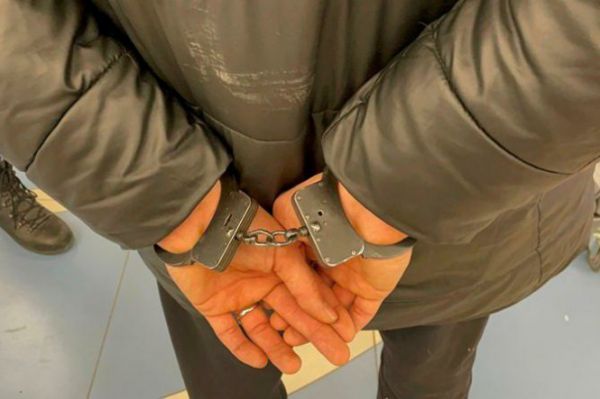 Полиция задержала двух мужчин, подозреваемых в убийстве жителя Екатеринбурга