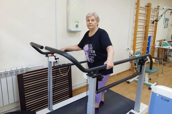 «Сразу к внукам и на дачу». Команда больницы «Липовка» восстановила здоровье режевлянки, стоявшей у истоков городской службы лучевой диагностики