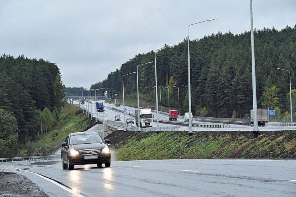 Екатеринбурженка отсудила компенсацию за ДТП на некачественной дороге