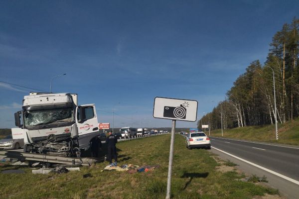 Водитель Mercedes погиб в ДТП на Челябинском тракте