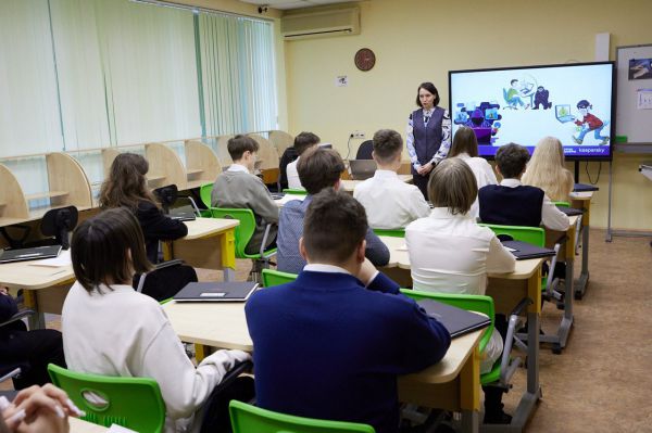 Где на Урале учителям платят лучше всего? Ответ дало исследование аналитиков