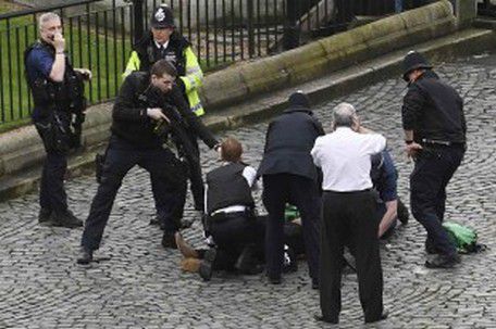 В результате теракта в Лондоне погибли пять человек