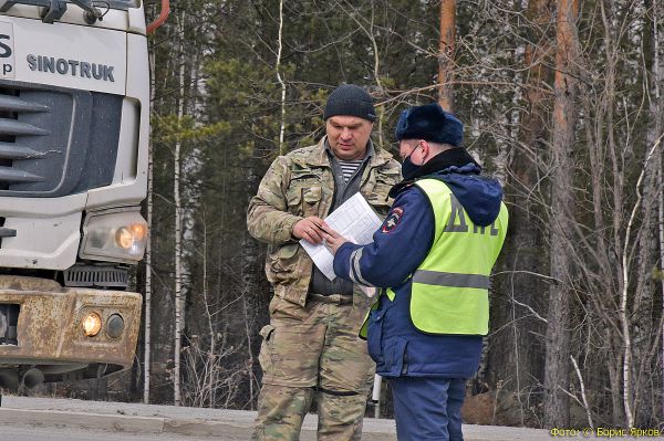 Евгений Куйвашев ответил на острые вопросы о штрафах в карантин