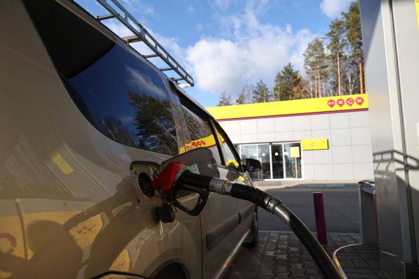 В Екатеринбурге резко выросли цены на бензин