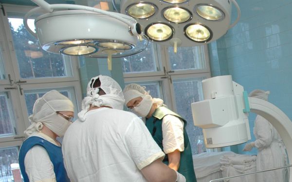 Уральские врачи впервые в России провели сложнейшую операцию на печени