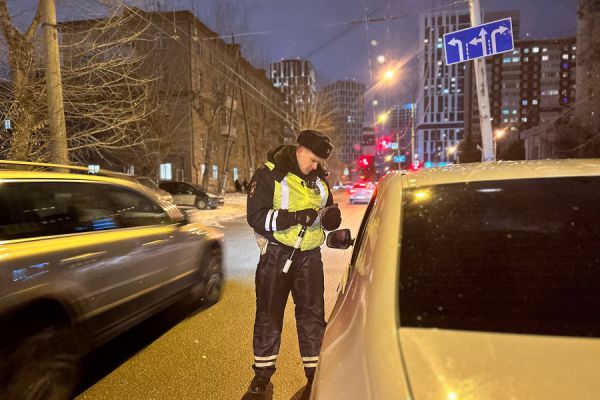 В Екатеринбурге сотрудники ГИБДД за выходные поймали 14 пьяных водителей