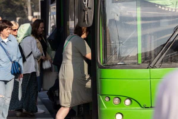 Парковок для экскурсионных автобусов в Екатеринбурге стало на пять больше