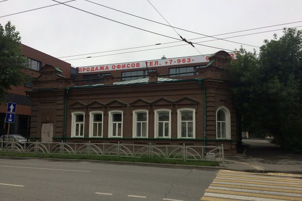 В Екатеринбурге ищут арендатора для особняка у ледовой арены УГМК