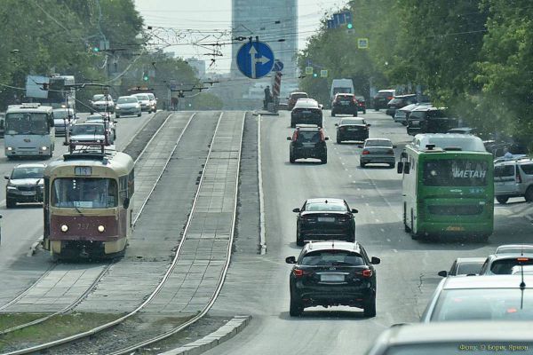 На проспекте Ленина в Екатеринбурге поставят новые камеры, чтобы взять под контроль трамвайные пути