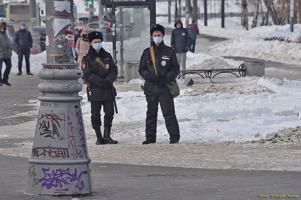 В Екатеринбурге разыскивают аферисток, которые под видом денежной реформы грабят пенсионеров
