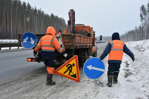 В Екатеринбурге рабочие дважды в день будут перекрывать мост на 2-й Новосибирской