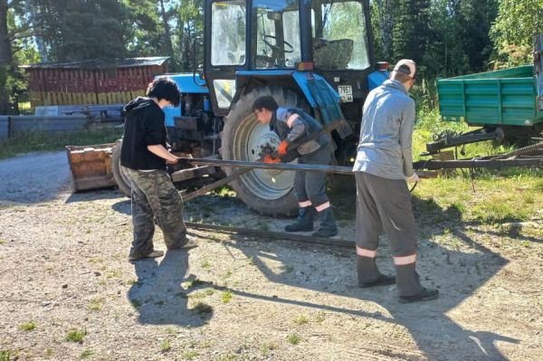 Волонтеры навели порядок в природном парке «Оленьи ручьи»