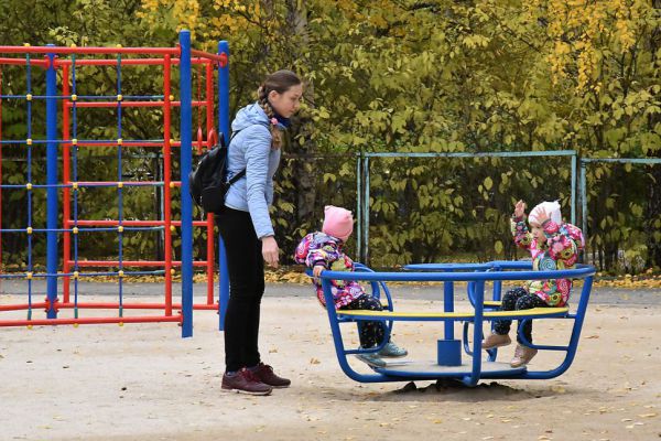 Число многодетных семей в области достигло уже 60 тысяч. В них 199 тысяч детей