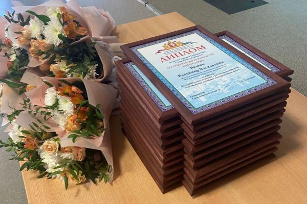 В Свердловской области авторы лучших научных разработок получили премии губернатора