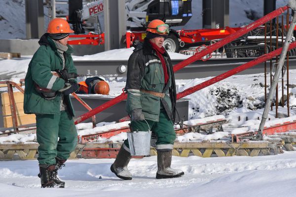 Жители Уралмаша остались без холодной воды из-за коммунальной аварии