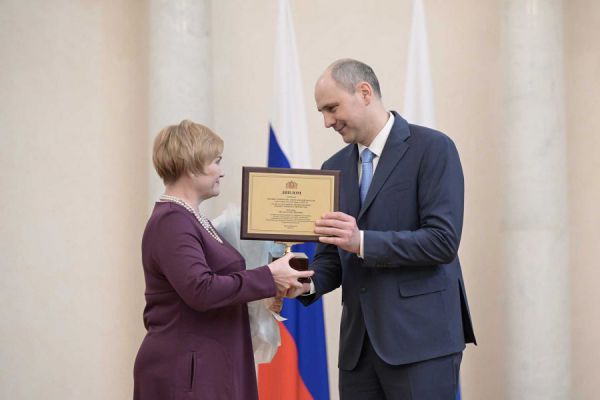 Лучшим работникам культуры Свердловской области вручены премии губернатора
