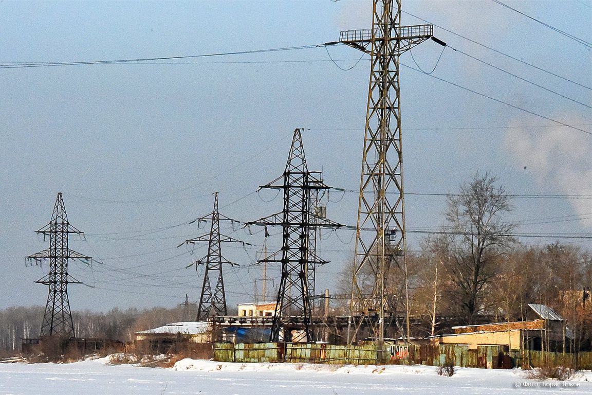 Нет электричества екатеринбург сейчас. Электроэнергия на Урале. Поселок Энергетиков Екатеринбург. Фото ЛЭП на Блюхера.