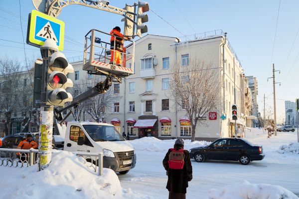 В Екатеринбурге потратят 122 миллиона рублей на установку умных светофоров