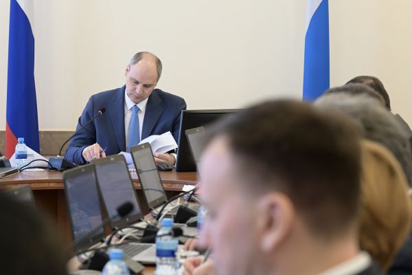 Денис Паслер сообщил о планах по укреплению сферы ЖКХ Урала в 2026 году