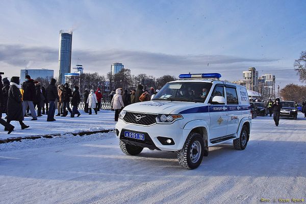 Свердловские полицейские призвали не поддаваться на провокации и не участвовать в несанкционированных акциях