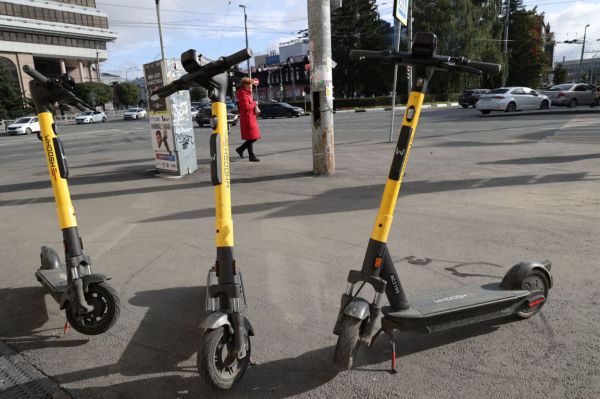 В Нижнем Тагиле хотят запретить использование прокатных самокатов