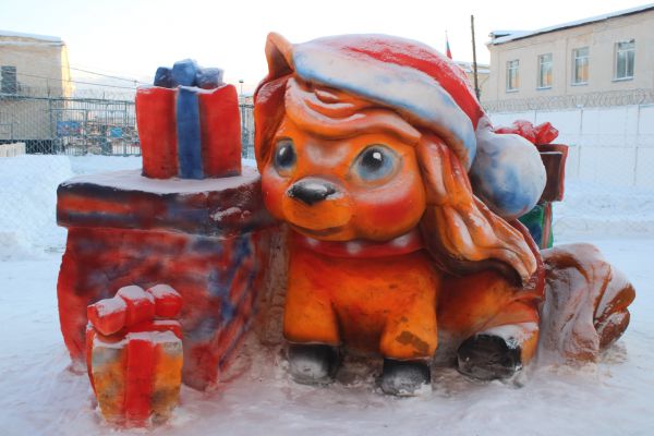 Ледовые фигуры создали рецидивисты из Краснотурьинской колонии строгого режима